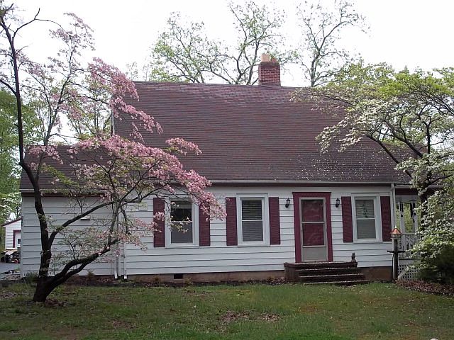 1st image of 104 Leftwich St
