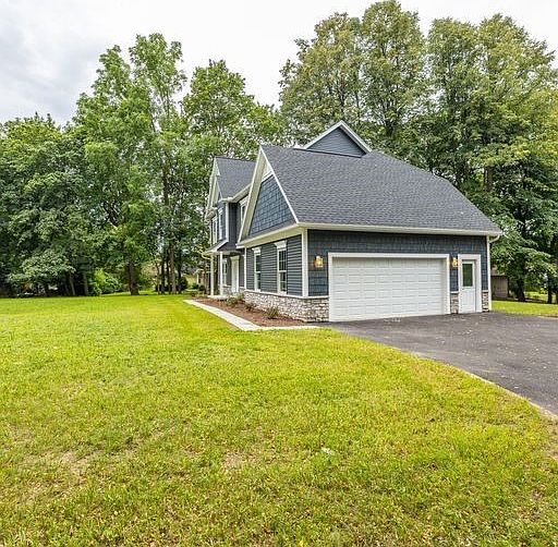 2721 Clover St, Pittsford, NY 14534 Zillow
