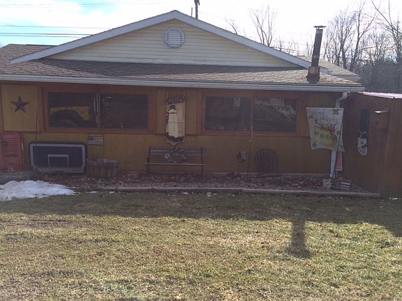3rd image of 203 Berkley Dr