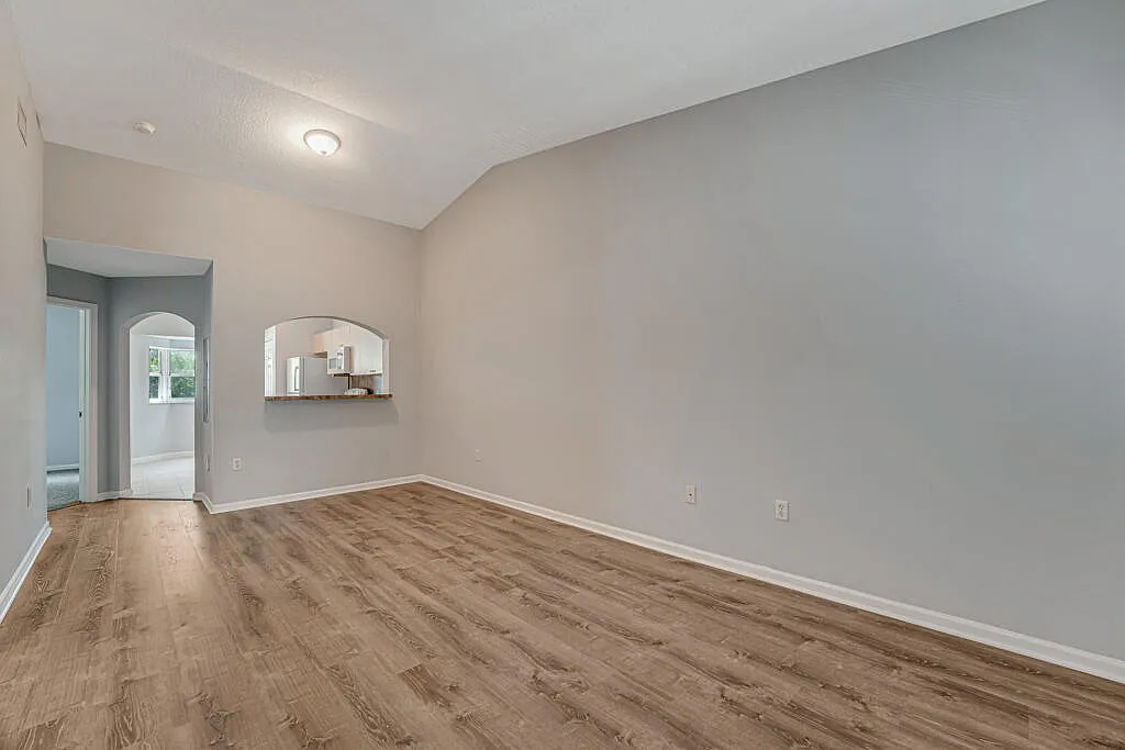 2 bed, 2.0 bath, 863 sqft, $1,850 — Photo 3