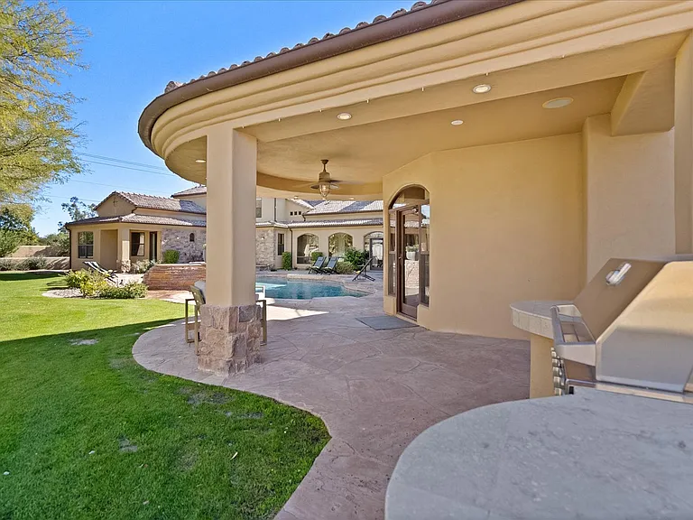 6346 E Mountain View Rd — Photo 36