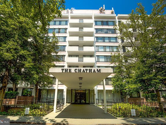 4th image of 4501 Arlington Blvd APT 417