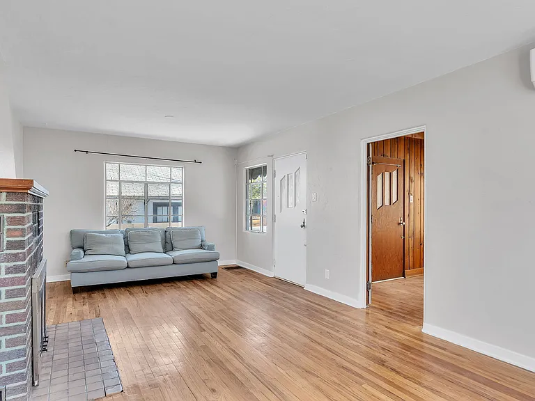 205 Harvard Dr SE #A — Photo 31