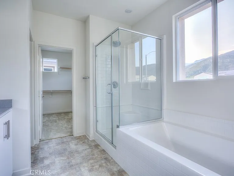15812 Caterpillar Dr — Photo 34