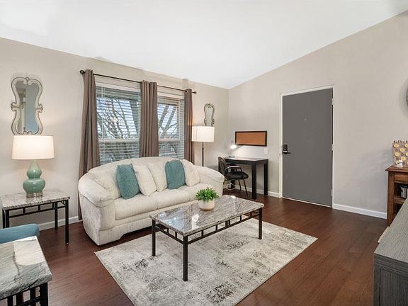 5th image of 10401 Briarbend Dr APT 7