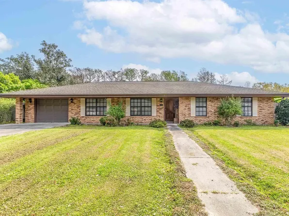 131 Marcelle St, Larose, LA 70373