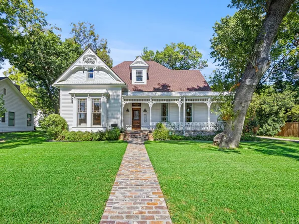 1408 W Main St, Waxahachie, TX 75165
