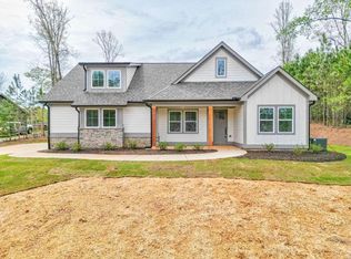 143 Meadow Cir, Ellijay, GA 30540