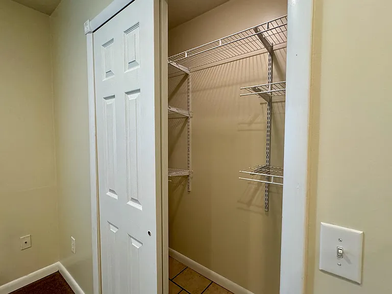 512 S Hays Ave #4 — Photo 6