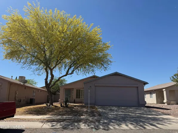 8994 E Weyburn Dr, Tucson, AZ 85730