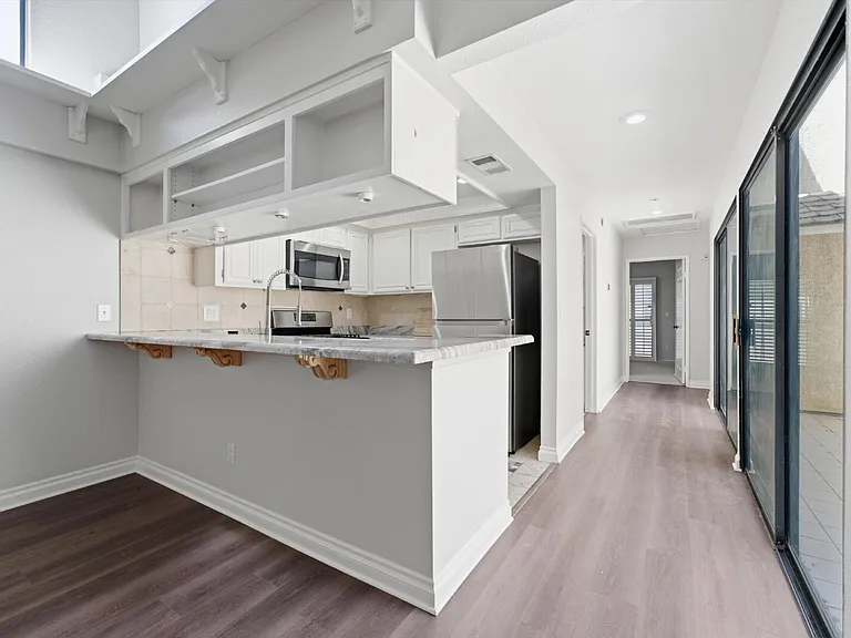 43334 32nd St W #34 — Photo 9