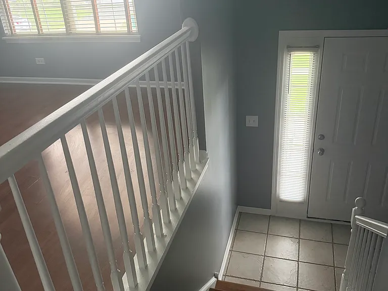 1605 Fieldstone Dr N — Photo 6
