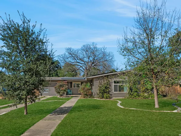 221 Seford Dr, Terrell Hills, TX 78209