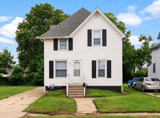 1121 Randall St, Beloit, WI 53511