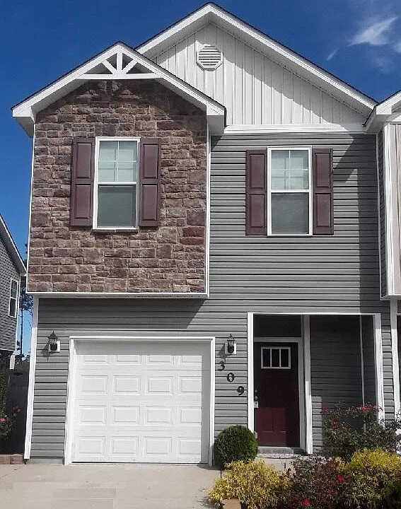 309 Frisco Way