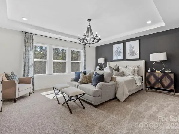 171 Holsworthy Dr, Mooresville, NC 28115