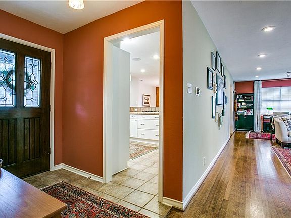 3rd image of 9626 Lynbrook Dr