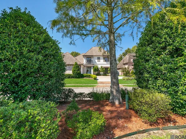 8970 Carriagewood Estates Dr, Baton Rouge, LA 70817