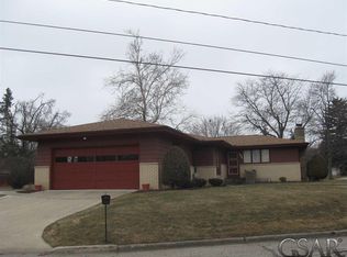 1008 Buckley Dr, Owosso, MI 48867