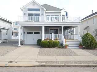53 14th St E, Avalon, NJ 08202