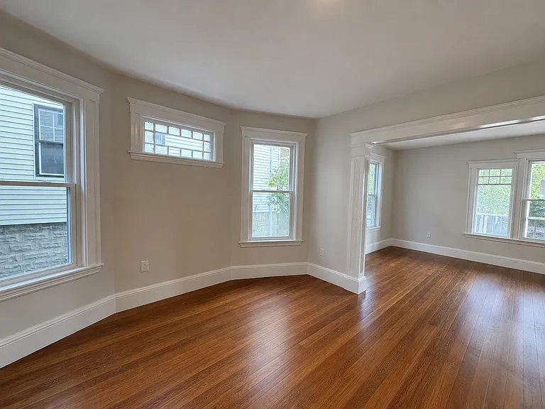 38 Curtis Ave — Photo 3