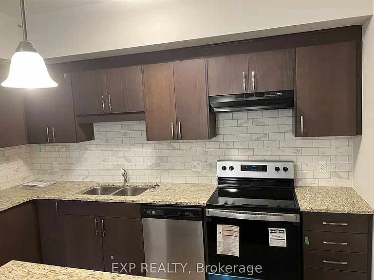25 Isherwood Ave #13 — Photo 4