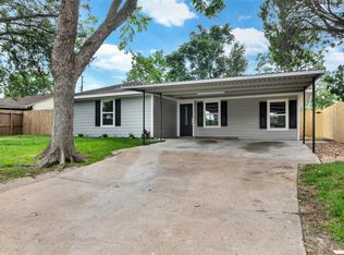 5858 Beldart St, Houston, TX 77033