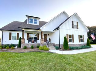 8465 Lynchburg Rd, Winchester, TN 37398