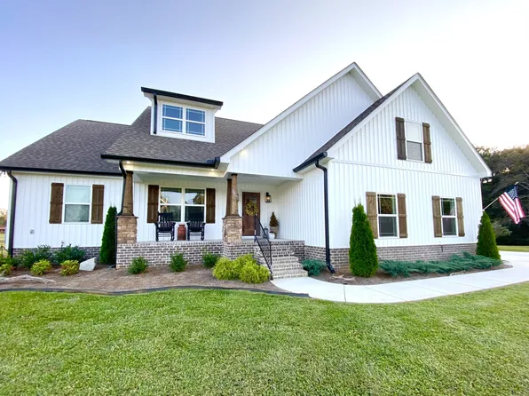 8465 Lynchburg Rd, Winchester, TN 37398