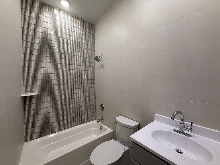 40 Lembeck Ave #202D — Photo 3