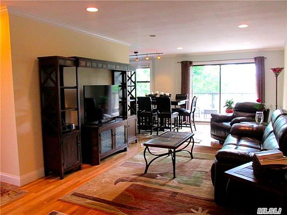 2nd image of 1 Birchwood Ct APT 5L