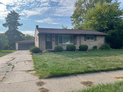 1755 Benjamin Ave NE, Grand Rapids, MI, 49505