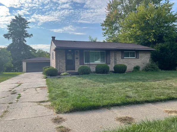 1755 Benjamin Ave NE, Grand Rapids, MI 49505