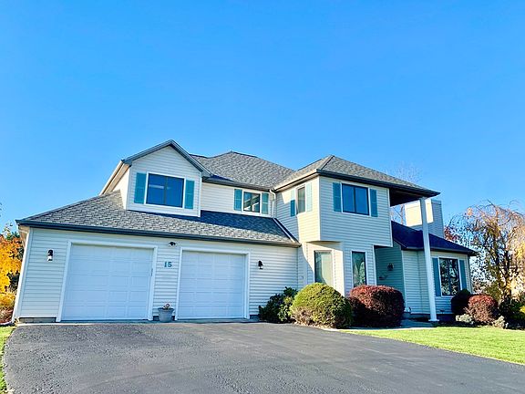 2nd image of 15 Chelsea Dr