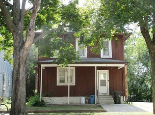 76 Mulberry St, Waterloo, IA 50703