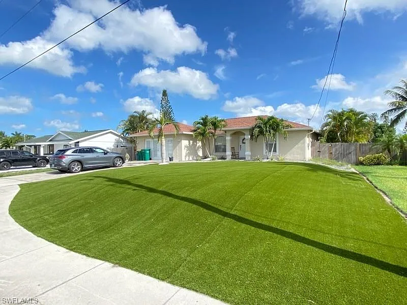 1221 Granada Blvd