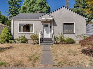 602 11th St NW, Puyallup, WA
