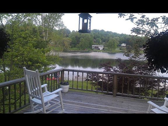 3rd image of 172 Dogwood Dr