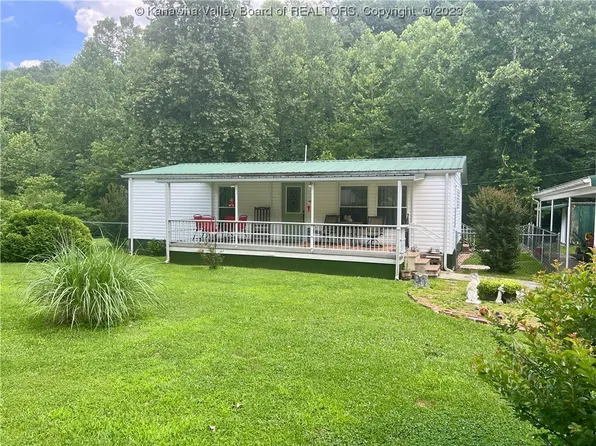 4658 Parkersburg Rd, Sandyville, WV 25275