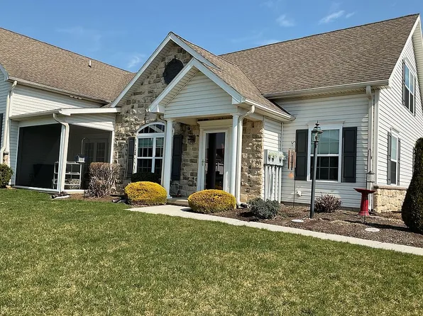 157 Mineral Dr, York, PA 17408