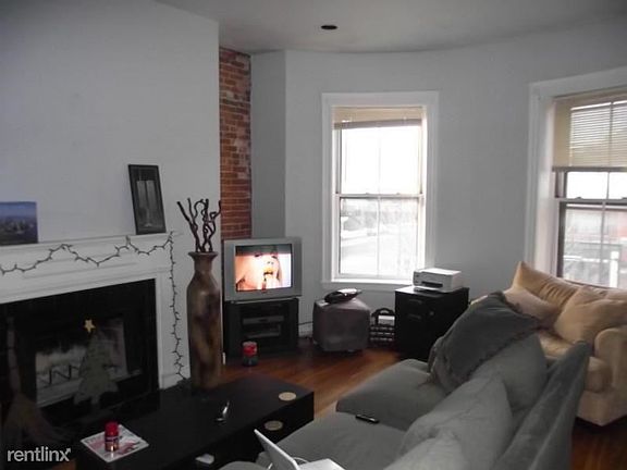 1742 Washington St. #2 Boston - South End Unit Photo 6 (1)