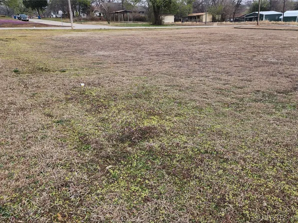 601 Boulder St, Pawnee, OK 74058