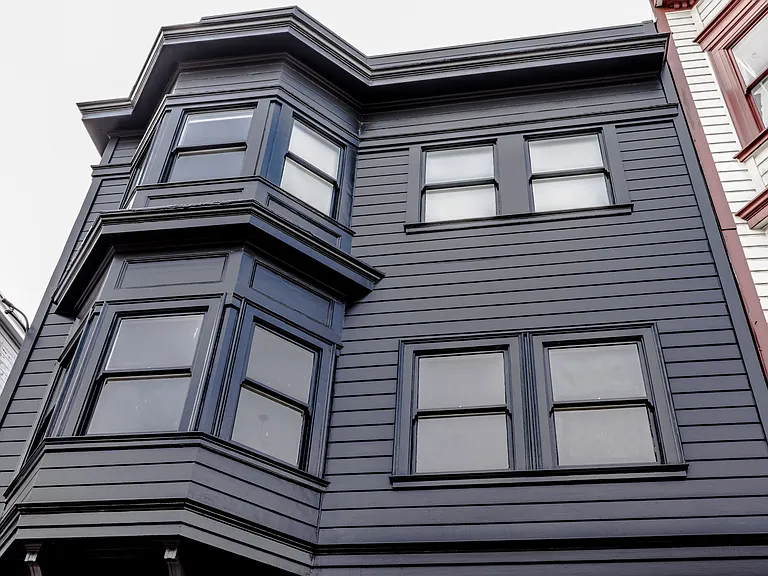 547 Union St — Photo 23