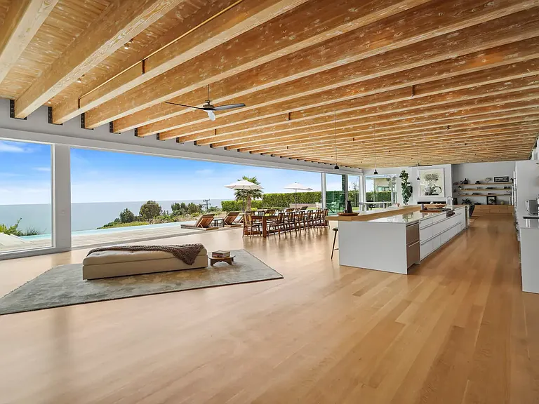 Immerse yourself in the California lifestyle with breathtaking ocean vistas.