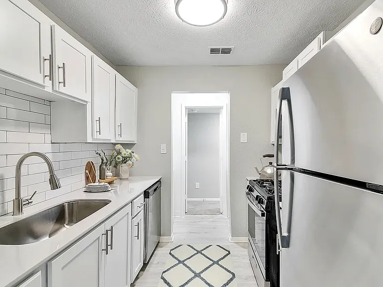 Elliot Gwinnett Place — Photo 11