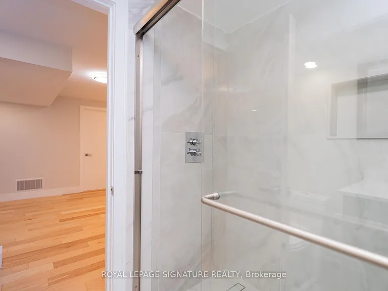 263 Hounslow Ave #BASEMENT — Photo 7