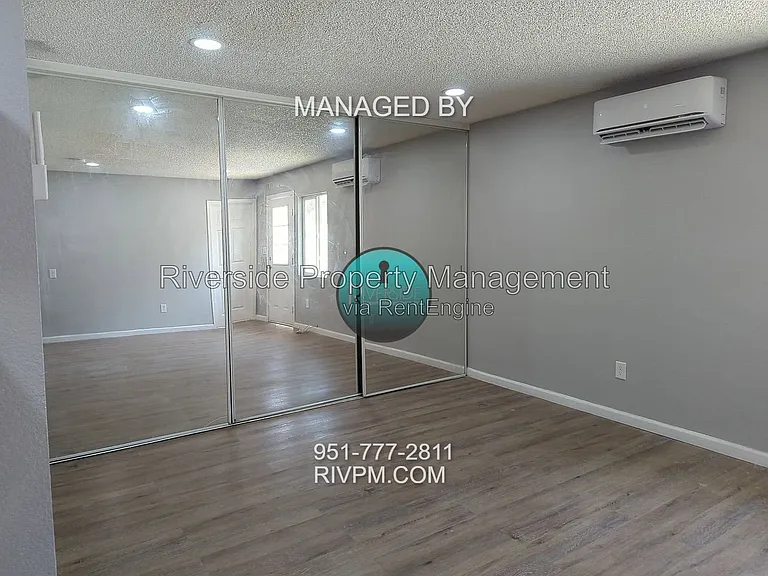 23119 Donahue Ct #2 — Photo 3