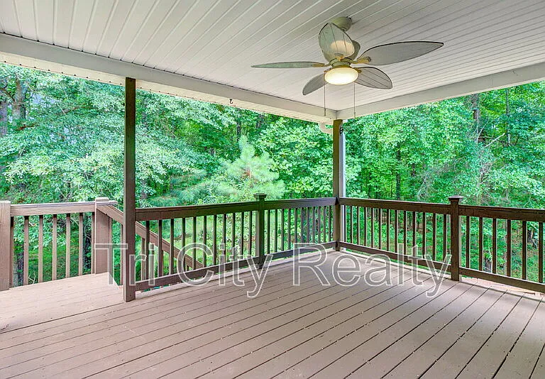 75 Rock Mill Ct — Photo 34