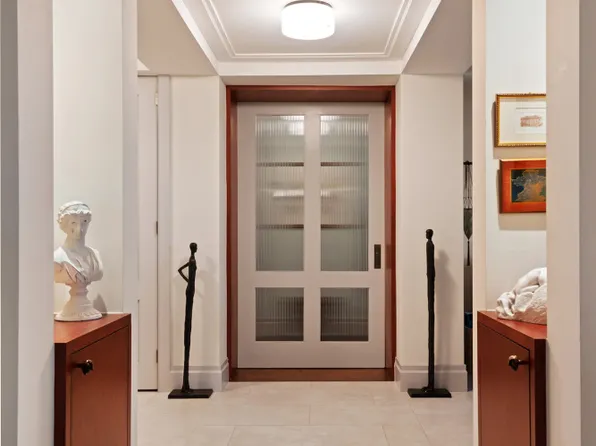 35 East 85th Street image 3 of 12