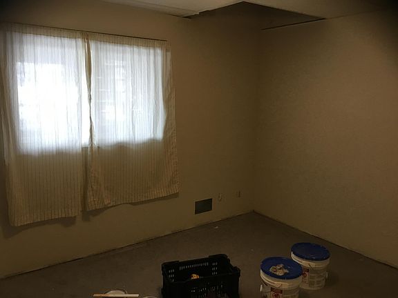 5th image of 325 12th St S